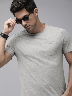 The Roadster Lifestyle Co. Men Round Neck Solid With Chest Pocket Casual T-shirt