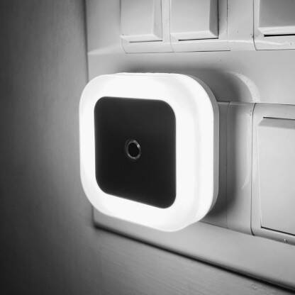 SK RAYAN sensor night lamp 0.5W LED sensor plug night lamp for bedroom