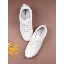 Men Solid Regular Sneakers